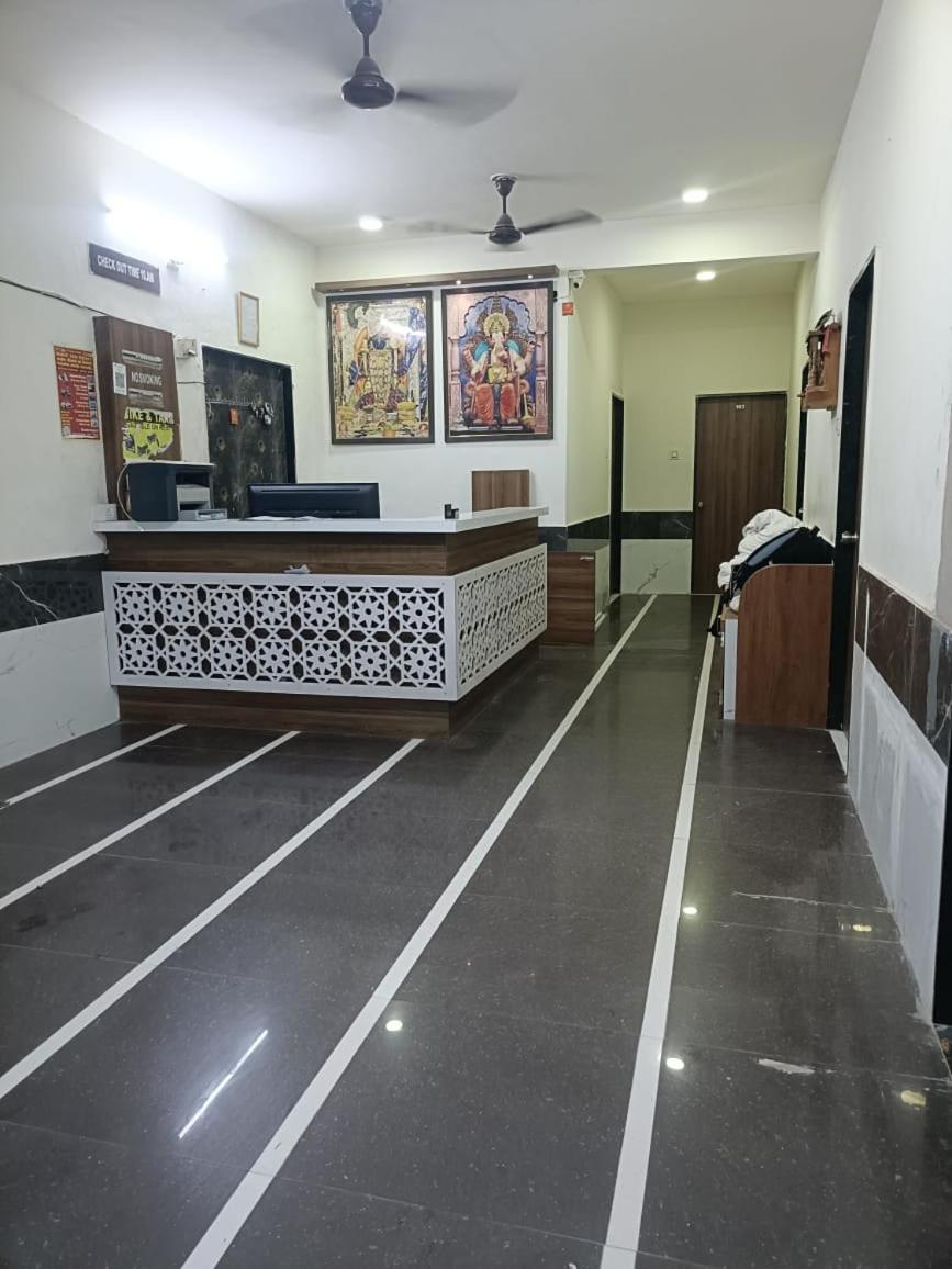 Dwārka Hotel Mahalaxmi מראה חיצוני תמונה